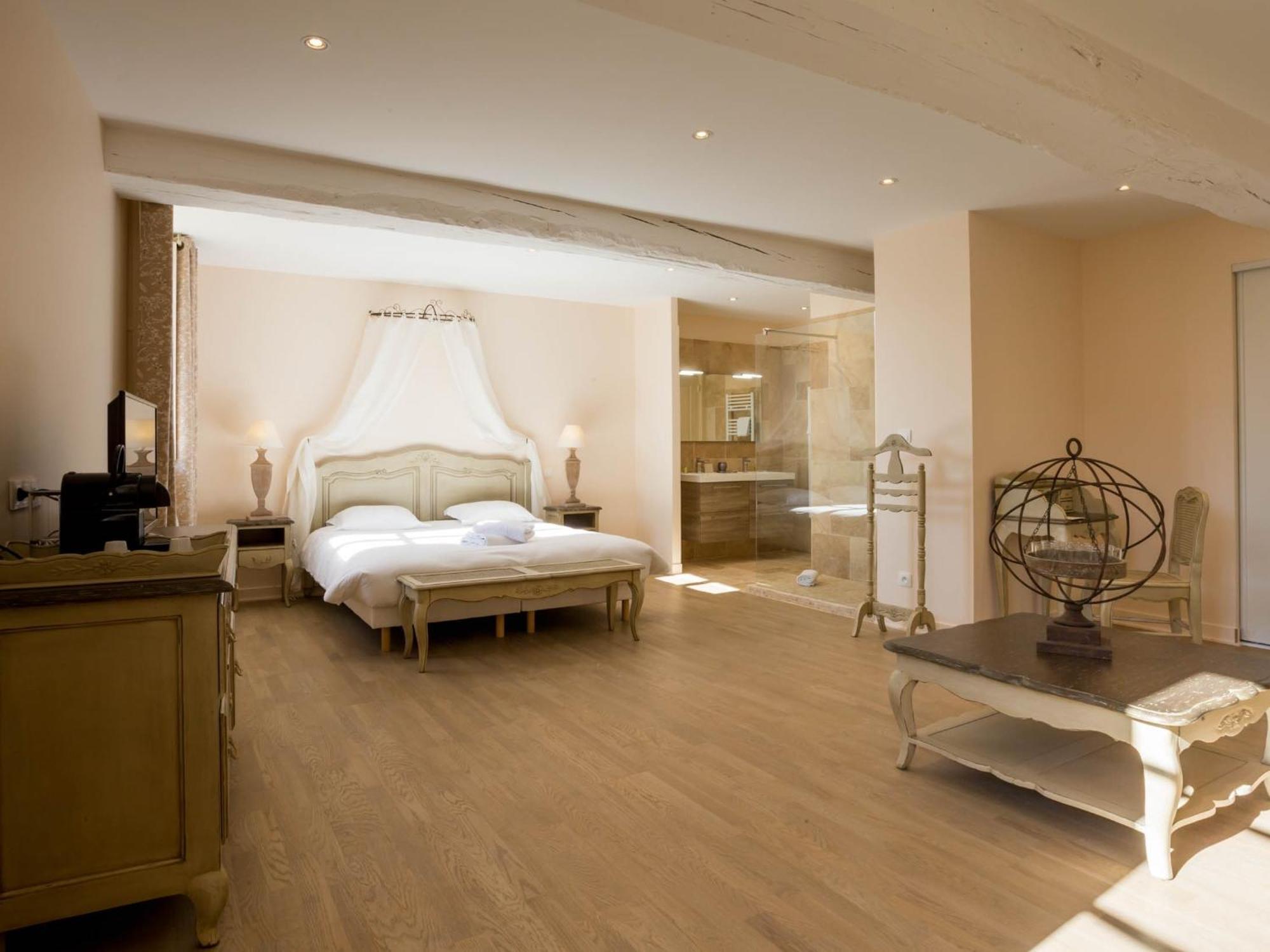 Le Cara - 4 Appartements Calmes Et Chics Au Coeur De Beaune Beaune  Oda fotoğraf