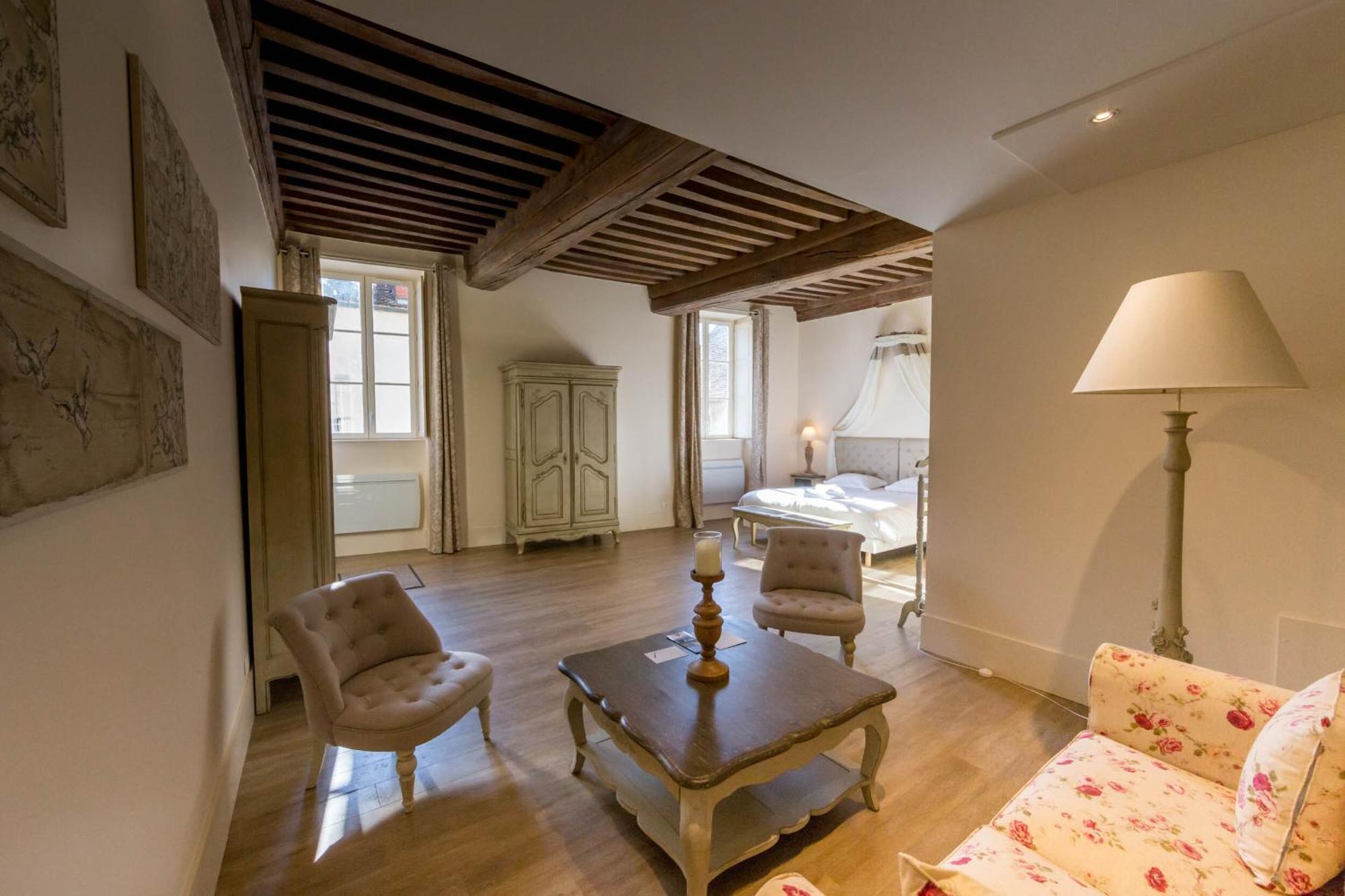 Le Cara - 4 Appartements Calmes Et Chics Au Coeur De Beaune Beaune  Oda fotoğraf