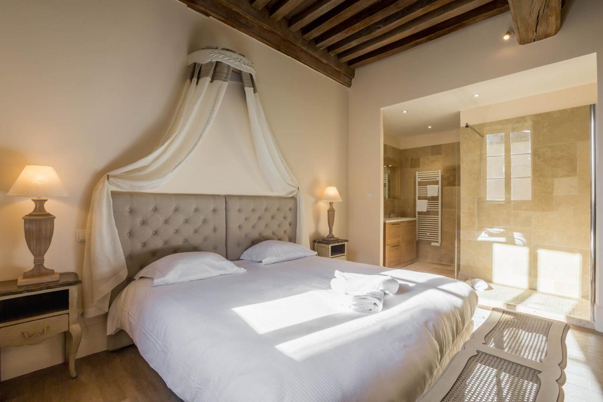 Le Cara - 4 Appartements Calmes Et Chics Au Coeur De Beaune Beaune  Oda fotoğraf