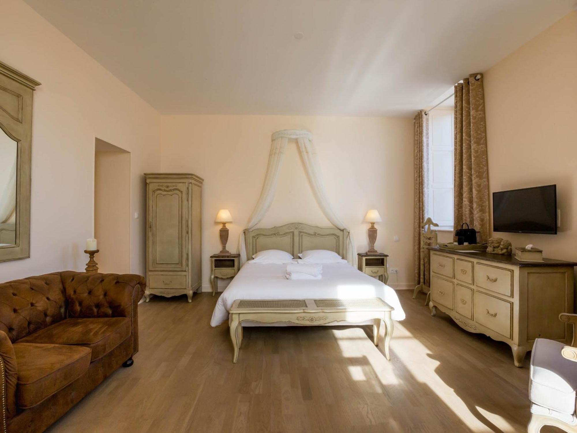 Le Cara - 4 Appartements Calmes Et Chics Au Coeur De Beaune Beaune  Oda fotoğraf