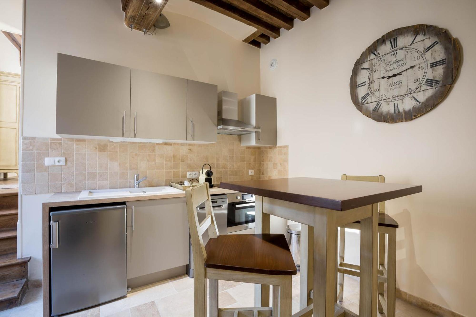 Le Cara - 4 Appartements Calmes Et Chics Au Coeur De Beaune Beaune  Oda fotoğraf