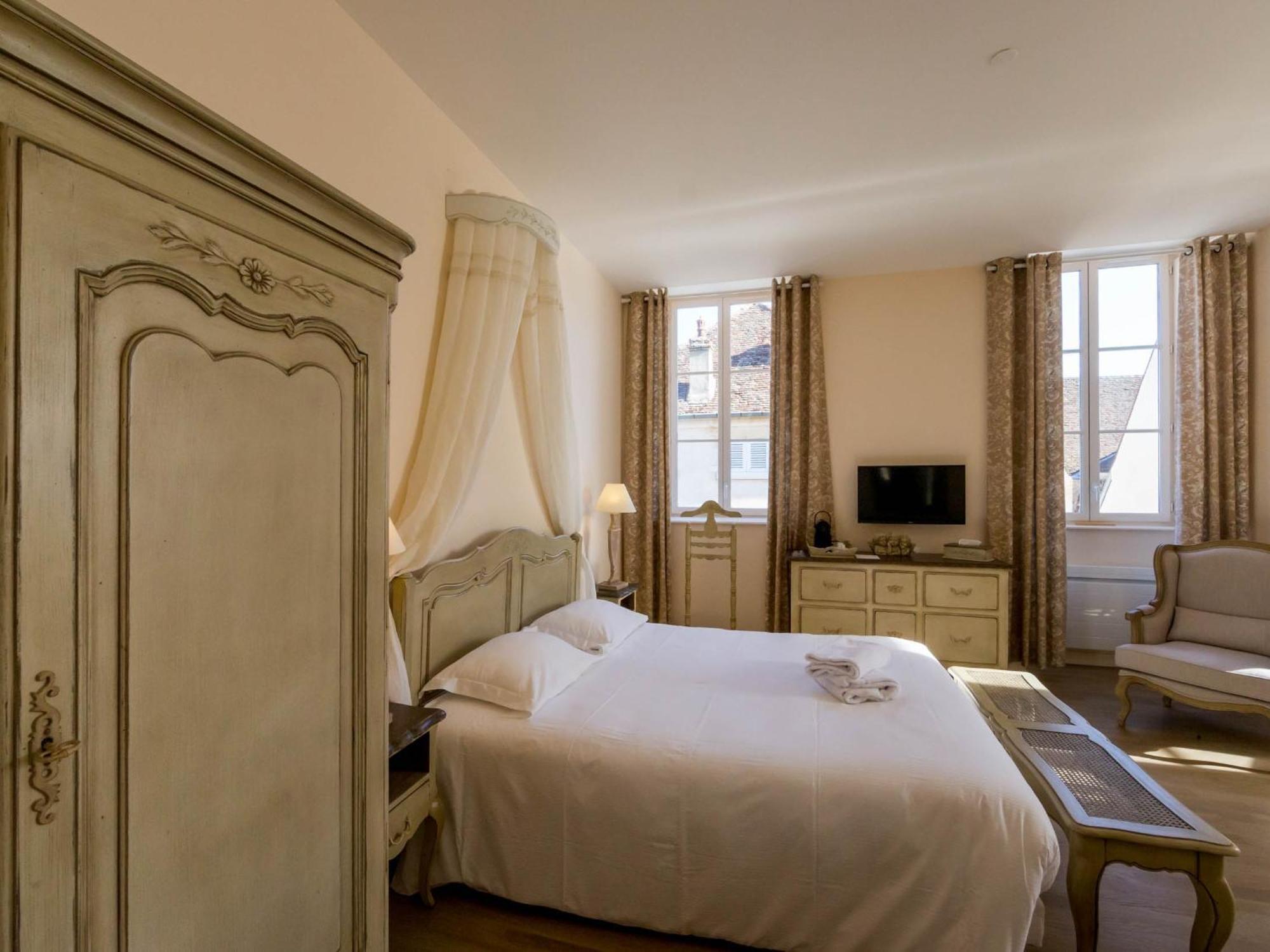 Le Cara - 4 Appartements Calmes Et Chics Au Coeur De Beaune Beaune  Oda fotoğraf