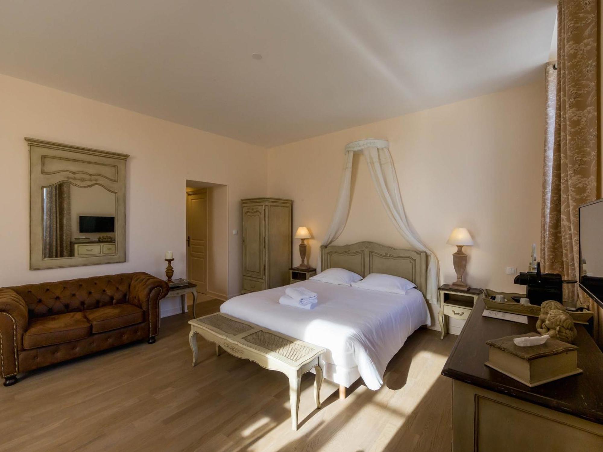 Le Cara - 4 Appartements Calmes Et Chics Au Coeur De Beaune Beaune  Oda fotoğraf